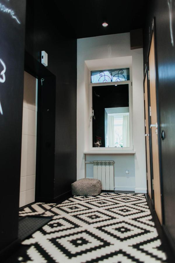 Apartments "Під Дубом"- "Under The Oak" Λβιβ Εξωτερικό φωτογραφία